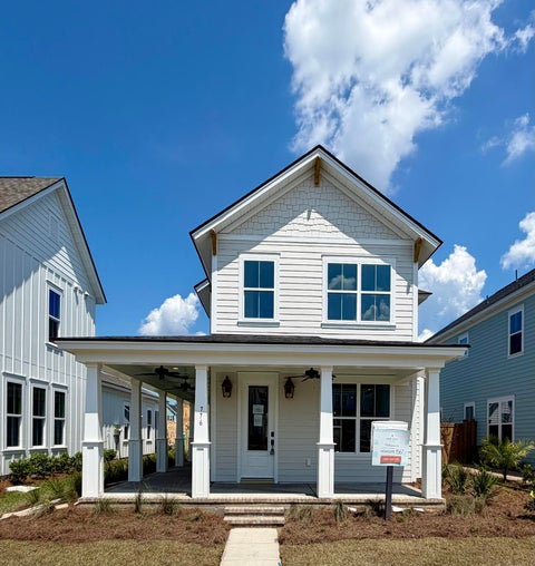 Photo of 776 Blueway Avenue, Summerville, SC 29486 (MLS # 26012245)