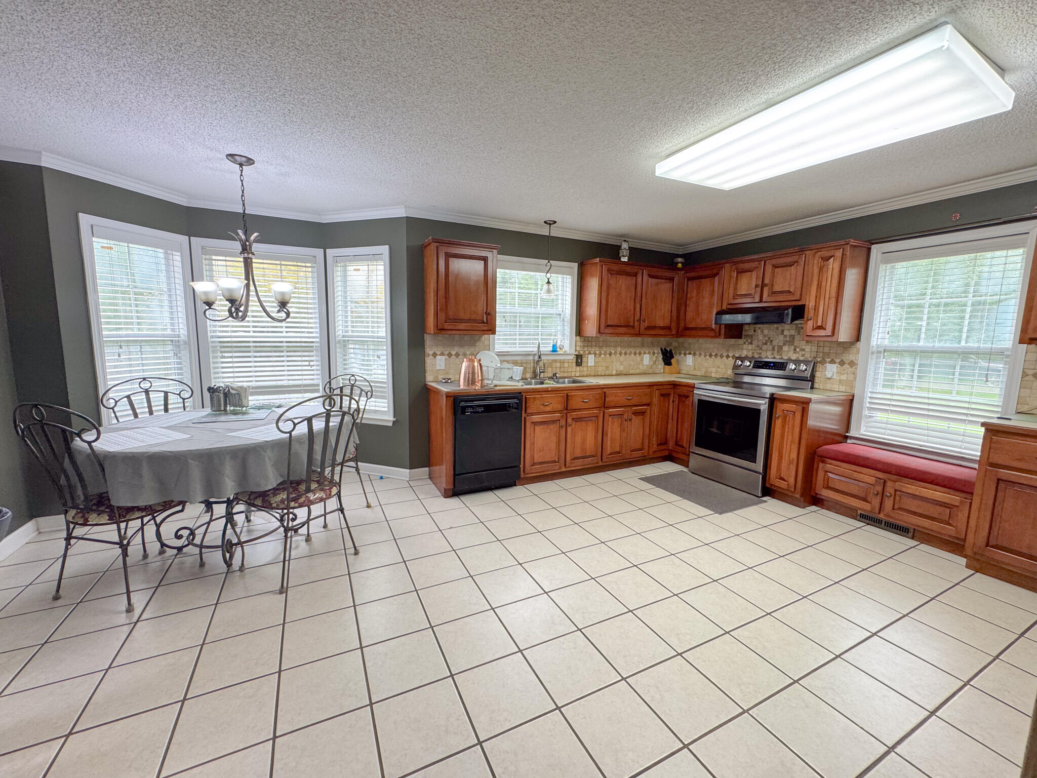110 Woodland Avenue