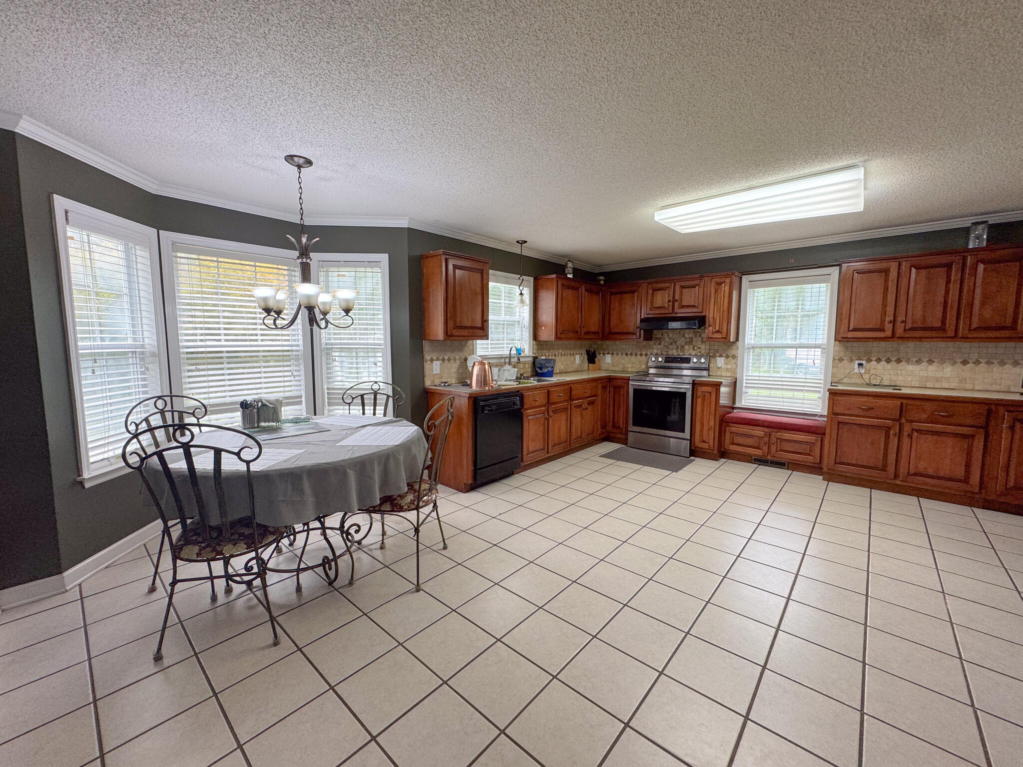 110 Woodland Avenue
