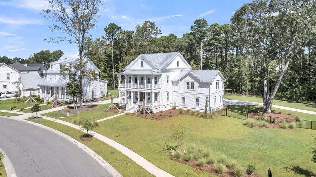 Photo of 3864 Summerton Street, Mount Pleasant, SC 29466 (MLS # 26003647)