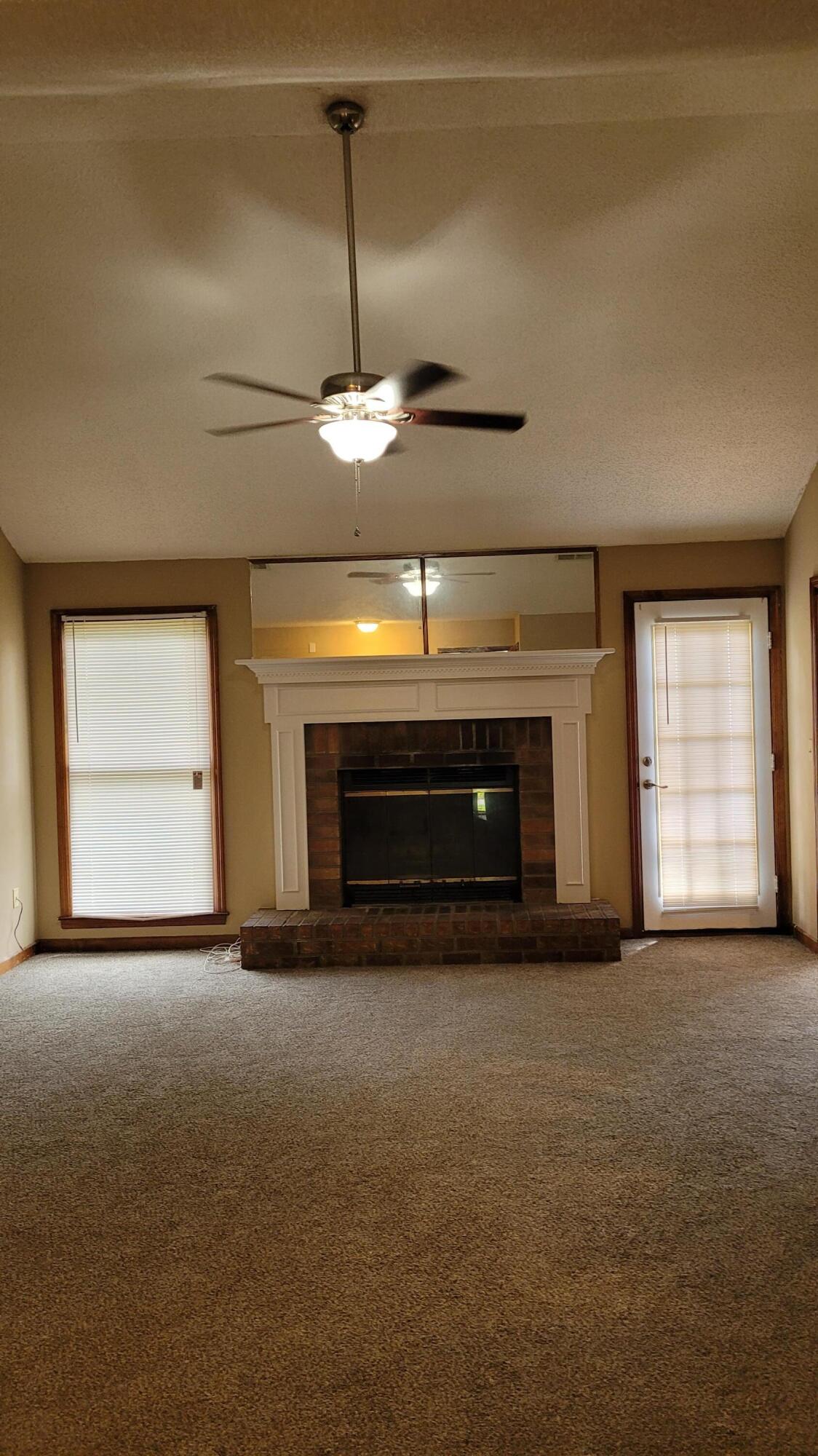102 Setters Place