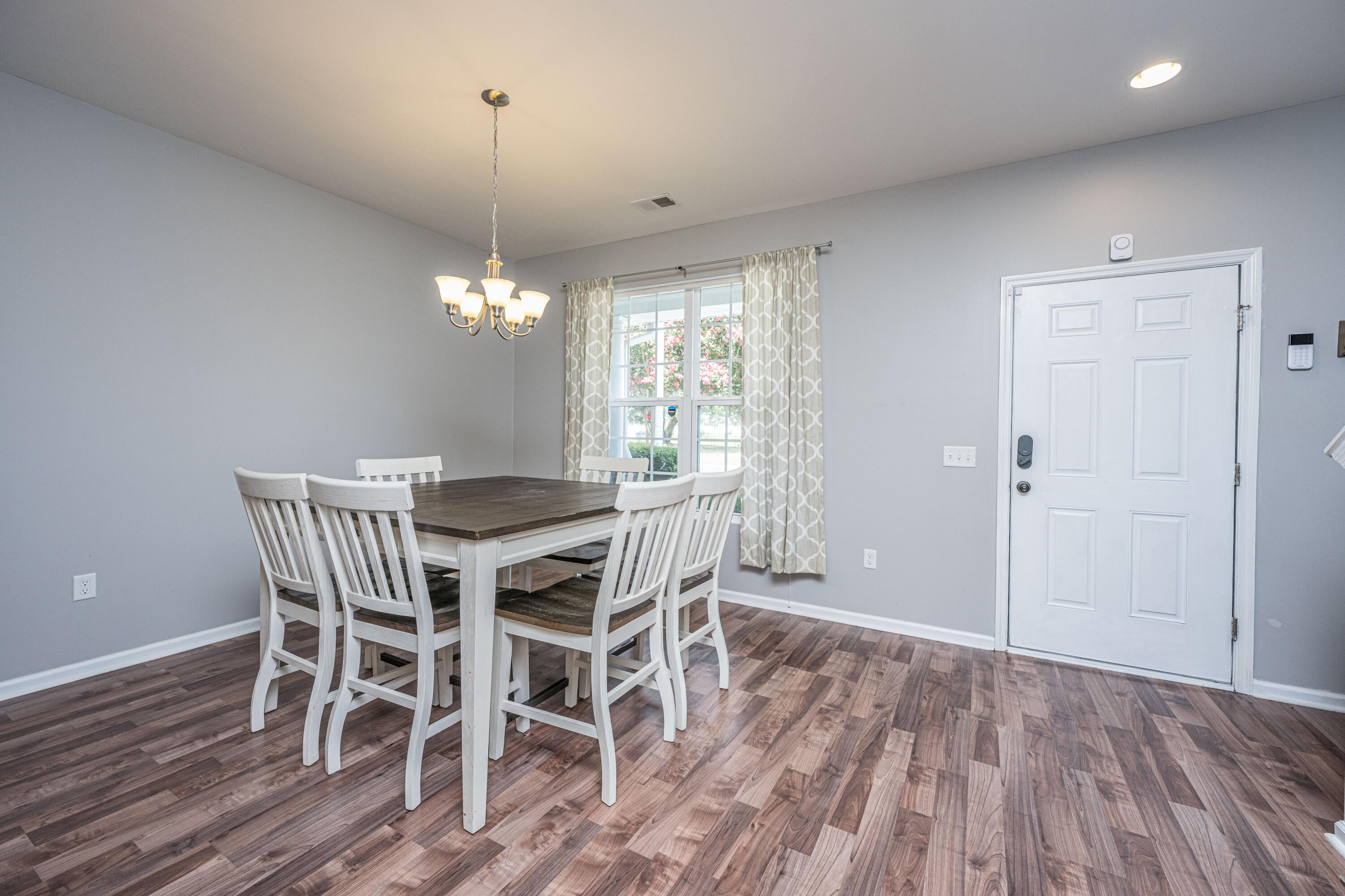 507 Hemingway Circle