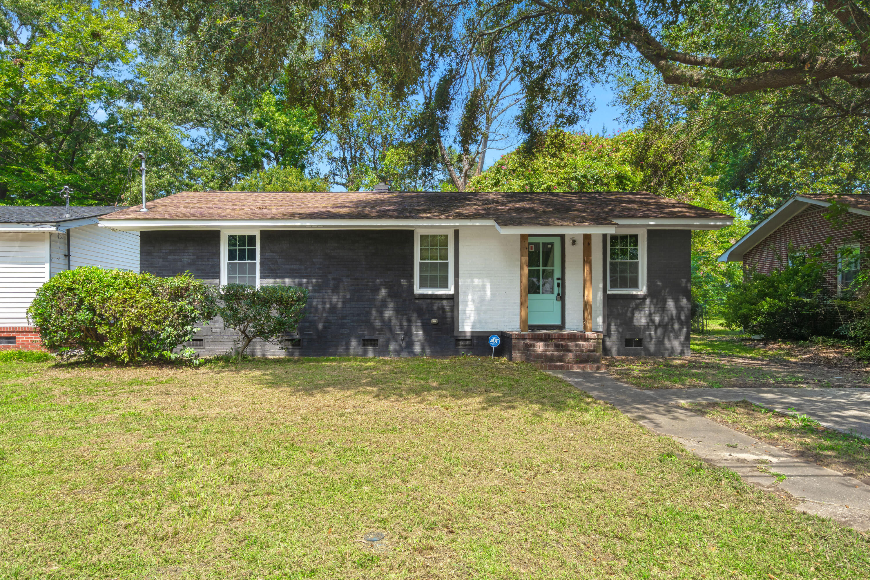Photo 1 of 8 — 5165 Monterey Street, North Charleston, SC 29405