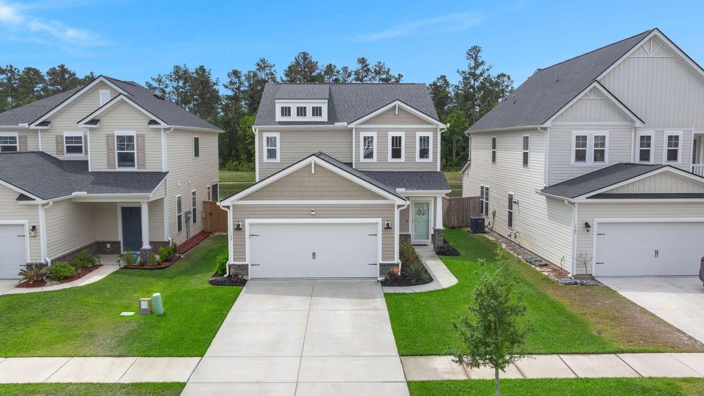 Photo of 169 Wappoo Trace Lane, Summerville, SC 29486 (MLS # 26013059)