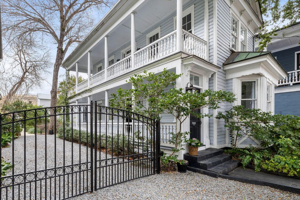 Photo of 99 Logan Street, Charleston, SC 29401 (MLS # 26004925)