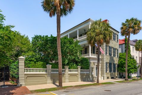 Photo of 51 E Bay Street, Charleston, SC 29401 (MLS # 25029428)