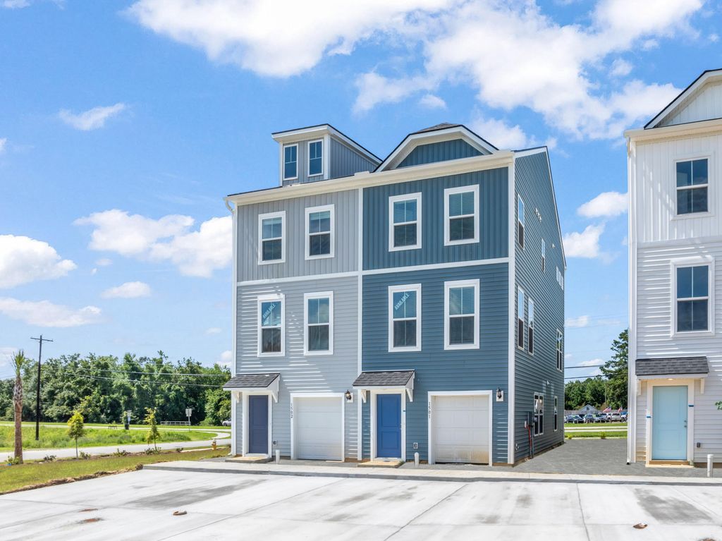 Photo of 4633 Forest Hills Drive #1401, North Charleston, SC 29418 (MLS # 25032257)