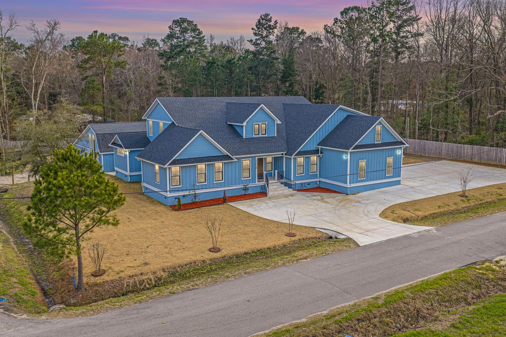 Photo of 104 Picard Drive, Ladson, SC 29456 (MLS # 26005494)