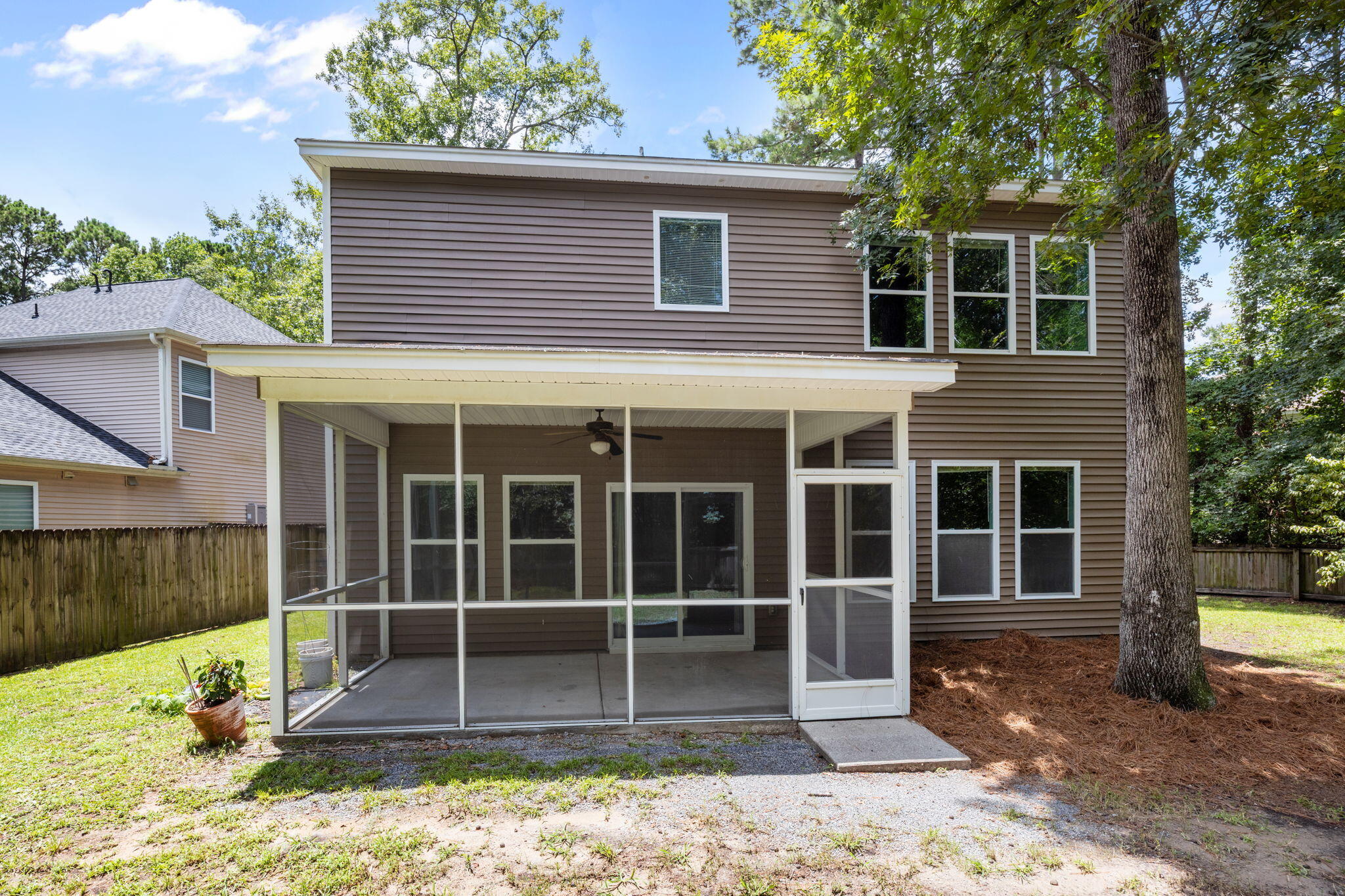 North Charleston, South Carolina 29420, United States, 4 Bedrooms Bedrooms, ,3 BathroomsBathrooms,Residential,Active,173430