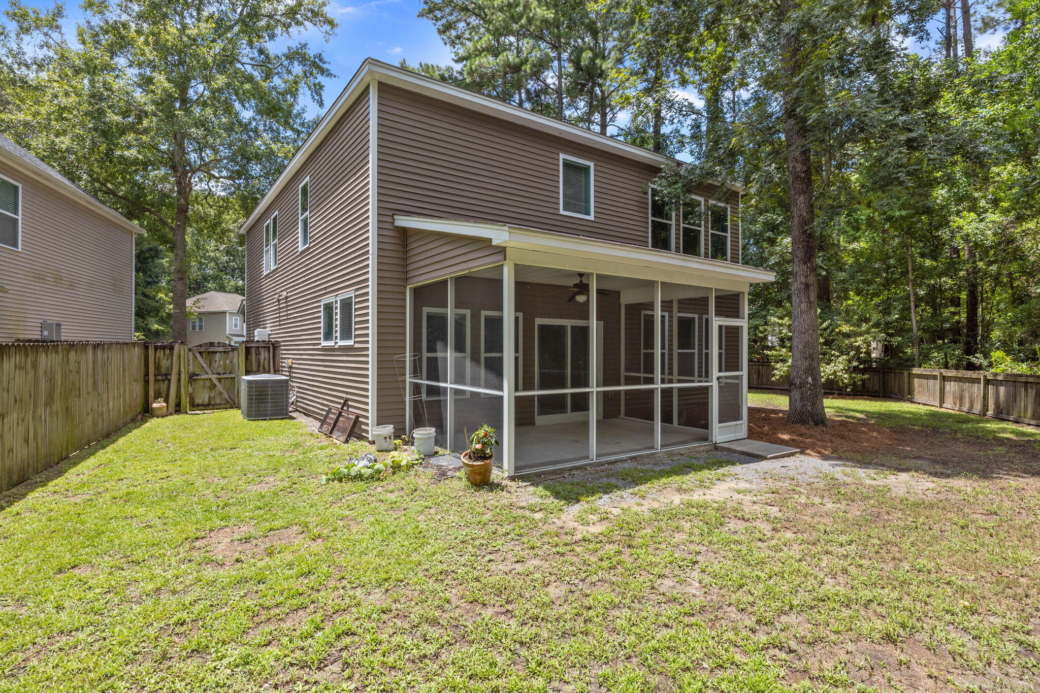 North Charleston, South Carolina 29420, United States, 4 Bedrooms Bedrooms, ,3 BathroomsBathrooms,Residential,Active,173430