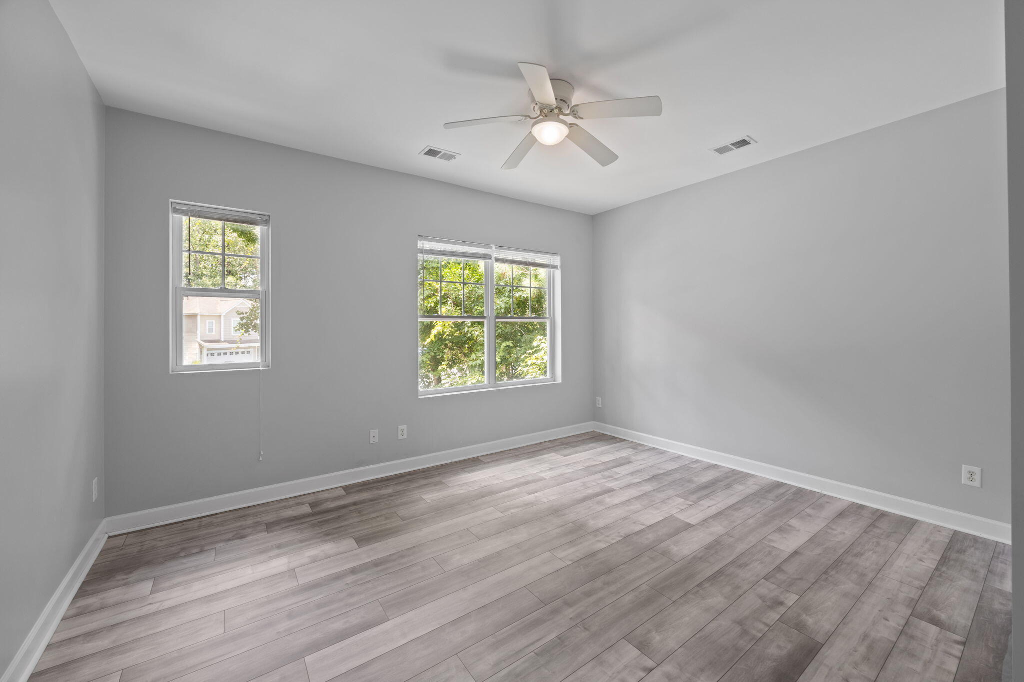 North Charleston, South Carolina 29420, United States, 4 Bedrooms Bedrooms, ,3 BathroomsBathrooms,Residential,Active,173430