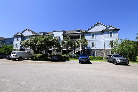 A home in Summerton