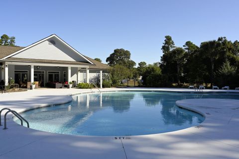 A home in Summerton