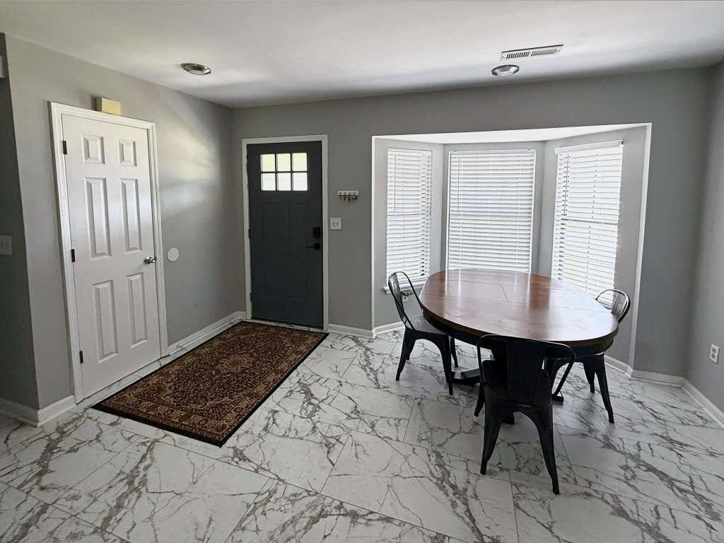Photo of 1539 Kentwood Circle, Charleston, SC 29412 (MLS # 26023080)