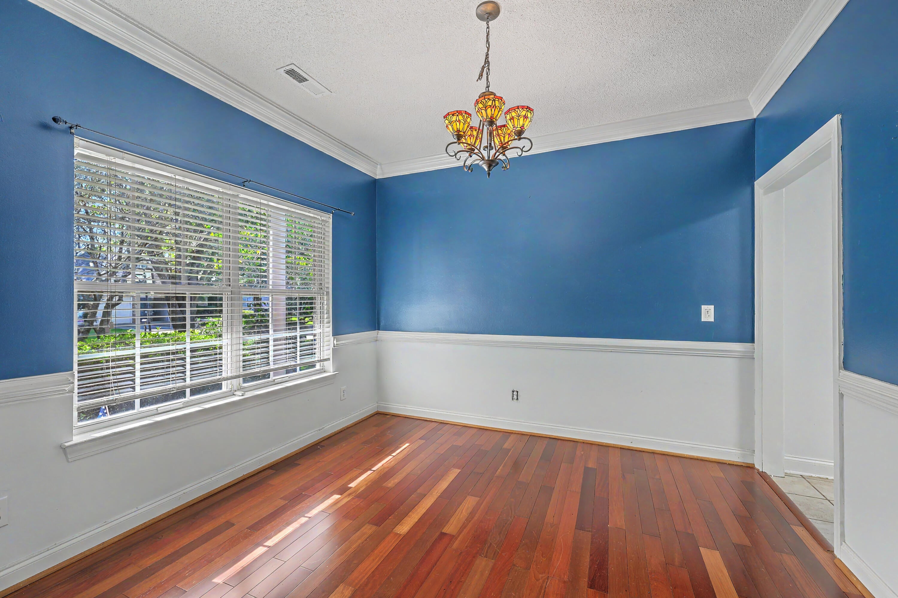 125 Presidio Bend