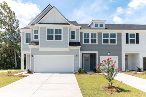 A home in Moncks Corner