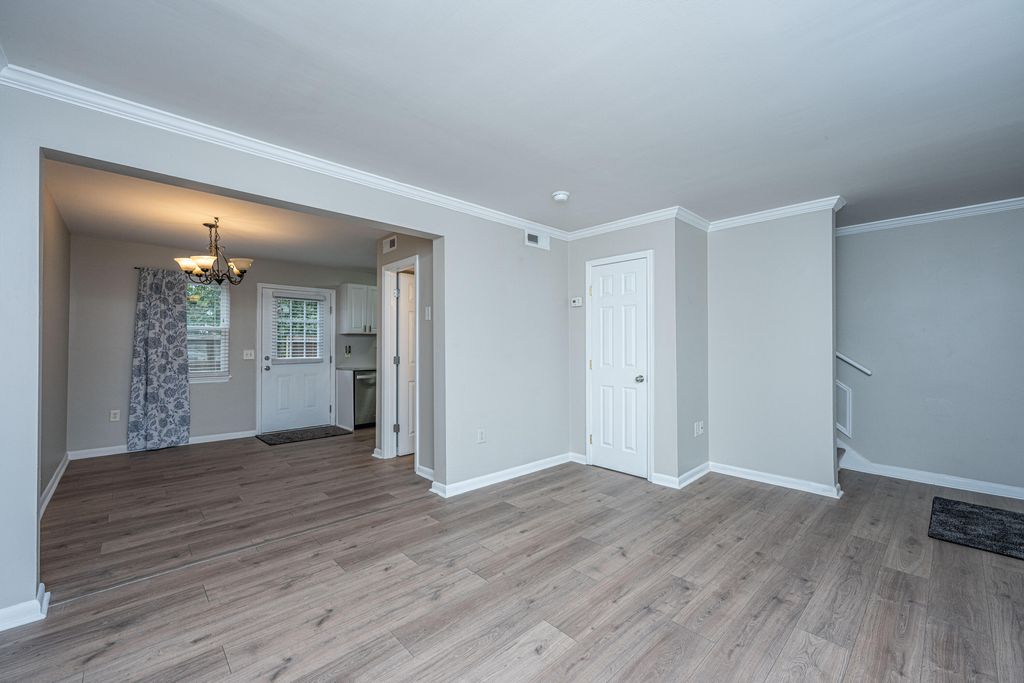 Photo of 415 Parkdale Drive #15c, Charleston, SC 29414 (MLS # 25029298)