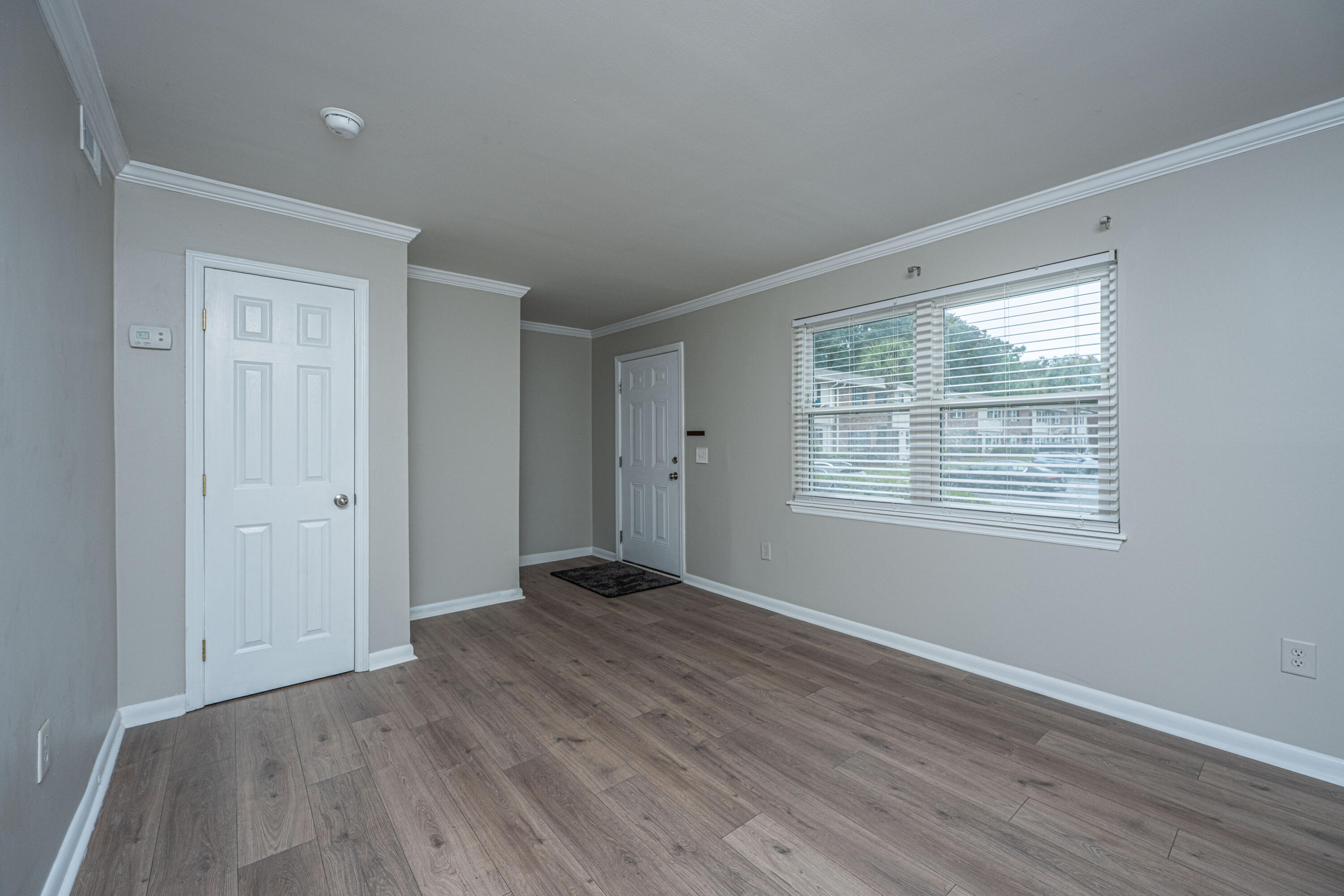 415 Parkdale Drive 15c