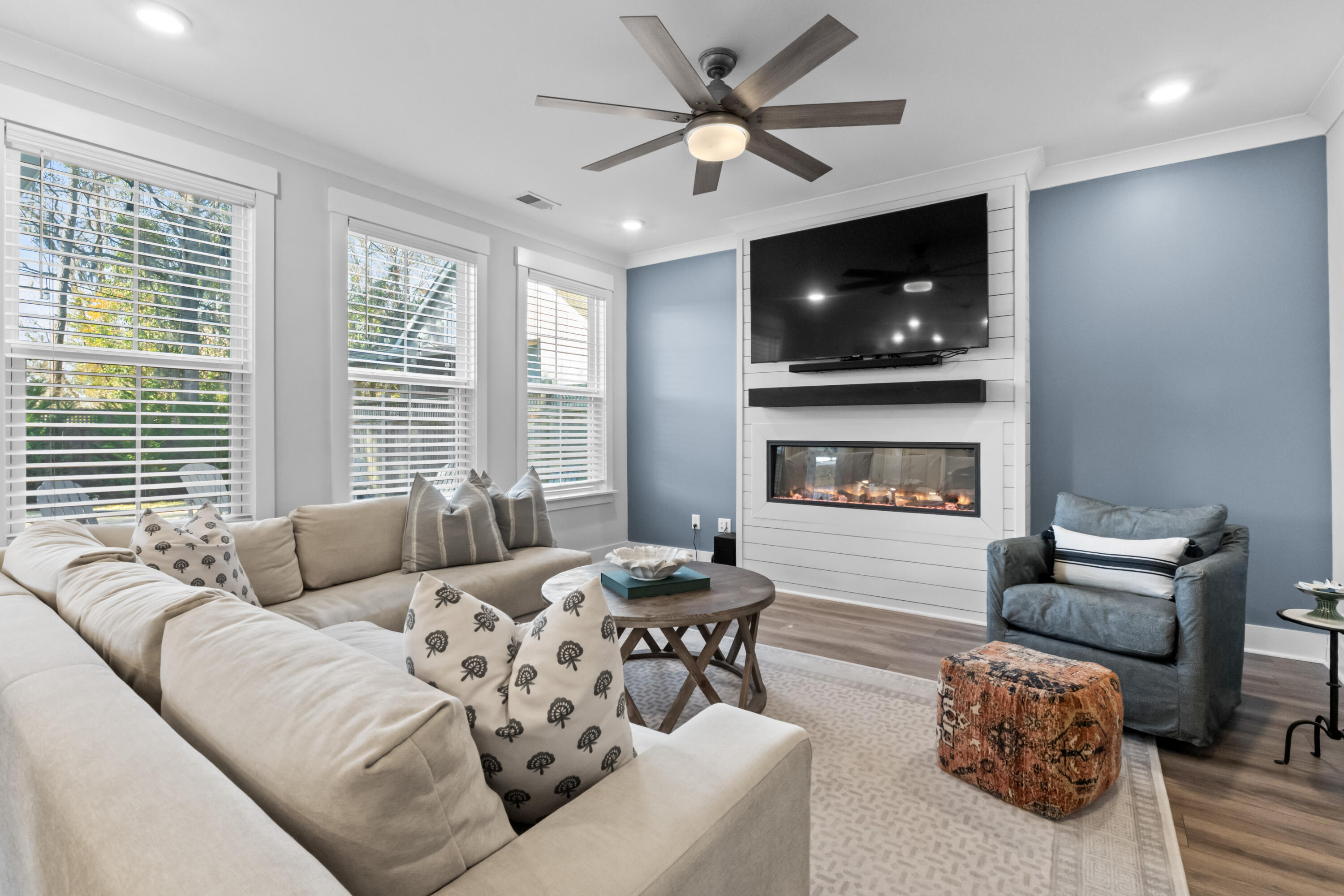 2148 Annie Laura Lane