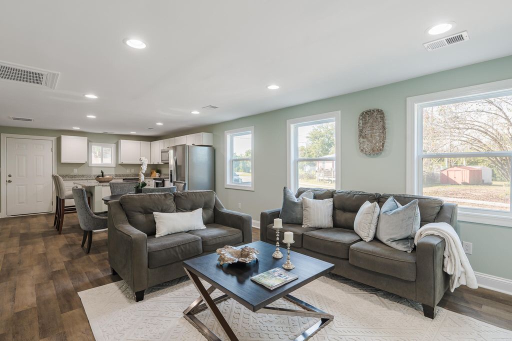 Photo of 2213 Crosby Avenue, North Charleston, SC 29405 (MLS # 25031927)