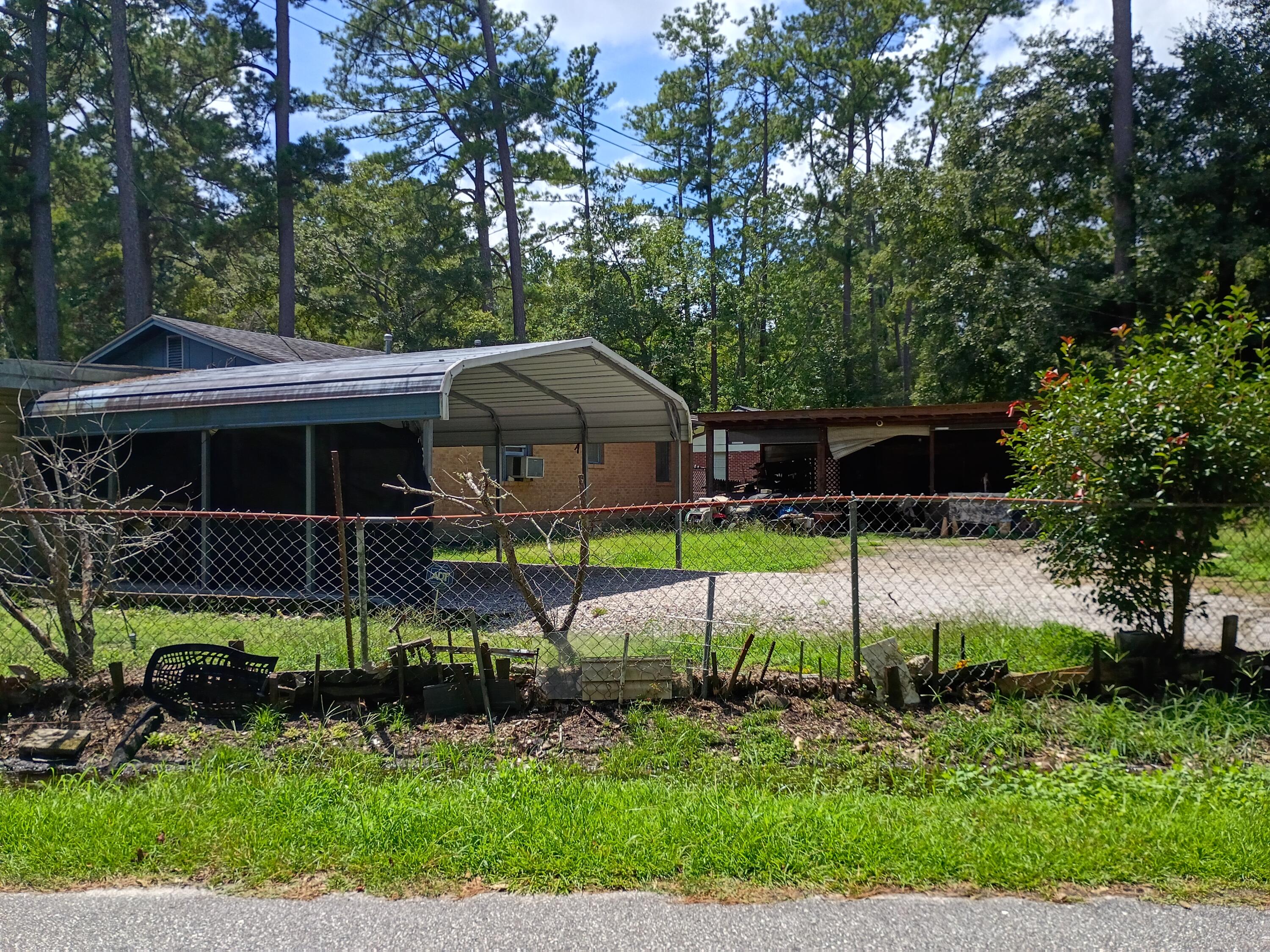 107 Gadsden Loop