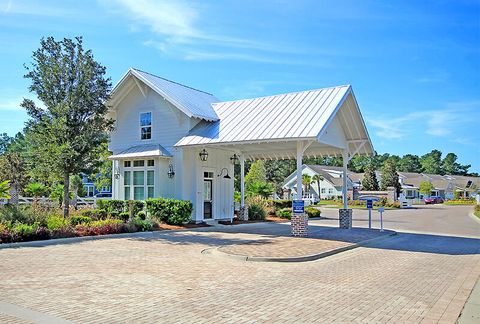 A home in Summerville