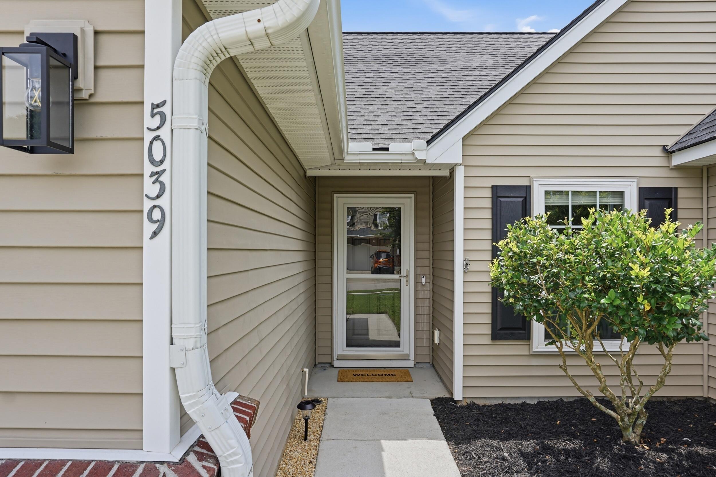 5039 Ballantine Drive