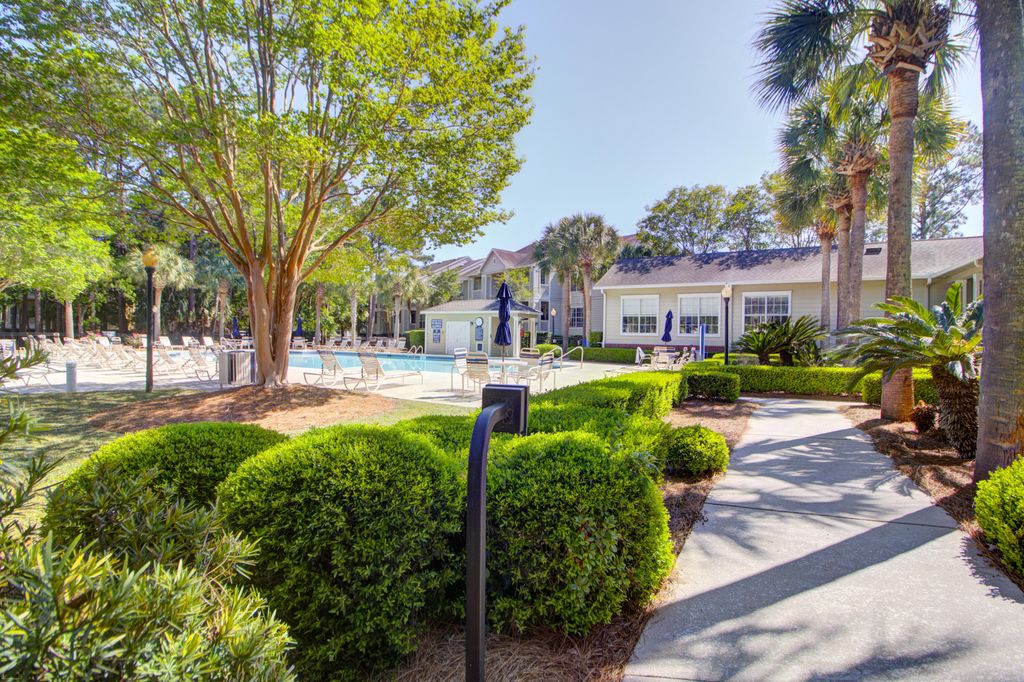 Photo of 1600 Long Grove Drive #Unit 1112, Mount Pleasant, SC 29464 (MLS # 26009315)