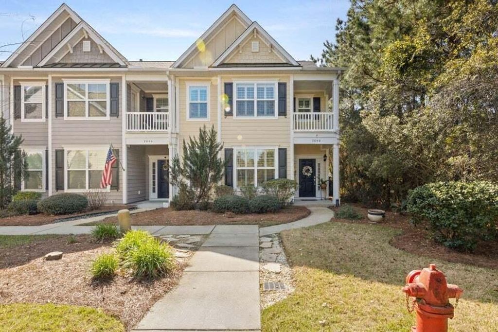 Photo of 2040 Promenade Court, Mount Pleasant, SC 29466 (MLS # 26009401)