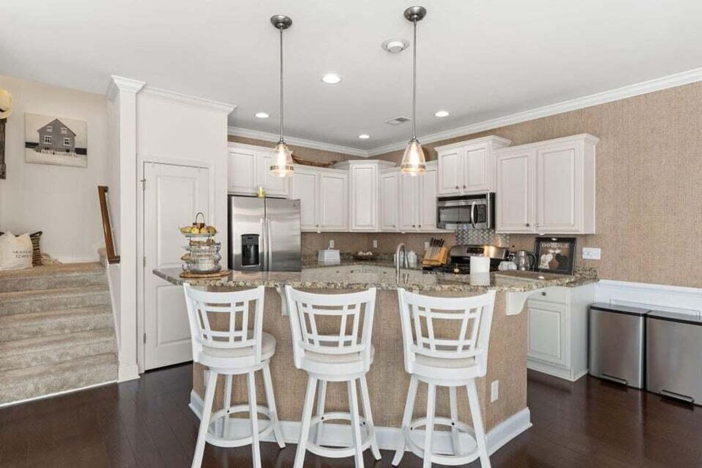 Photo of 2040 Promenade Court, Mount Pleasant, SC 29466 (MLS # 26009401)