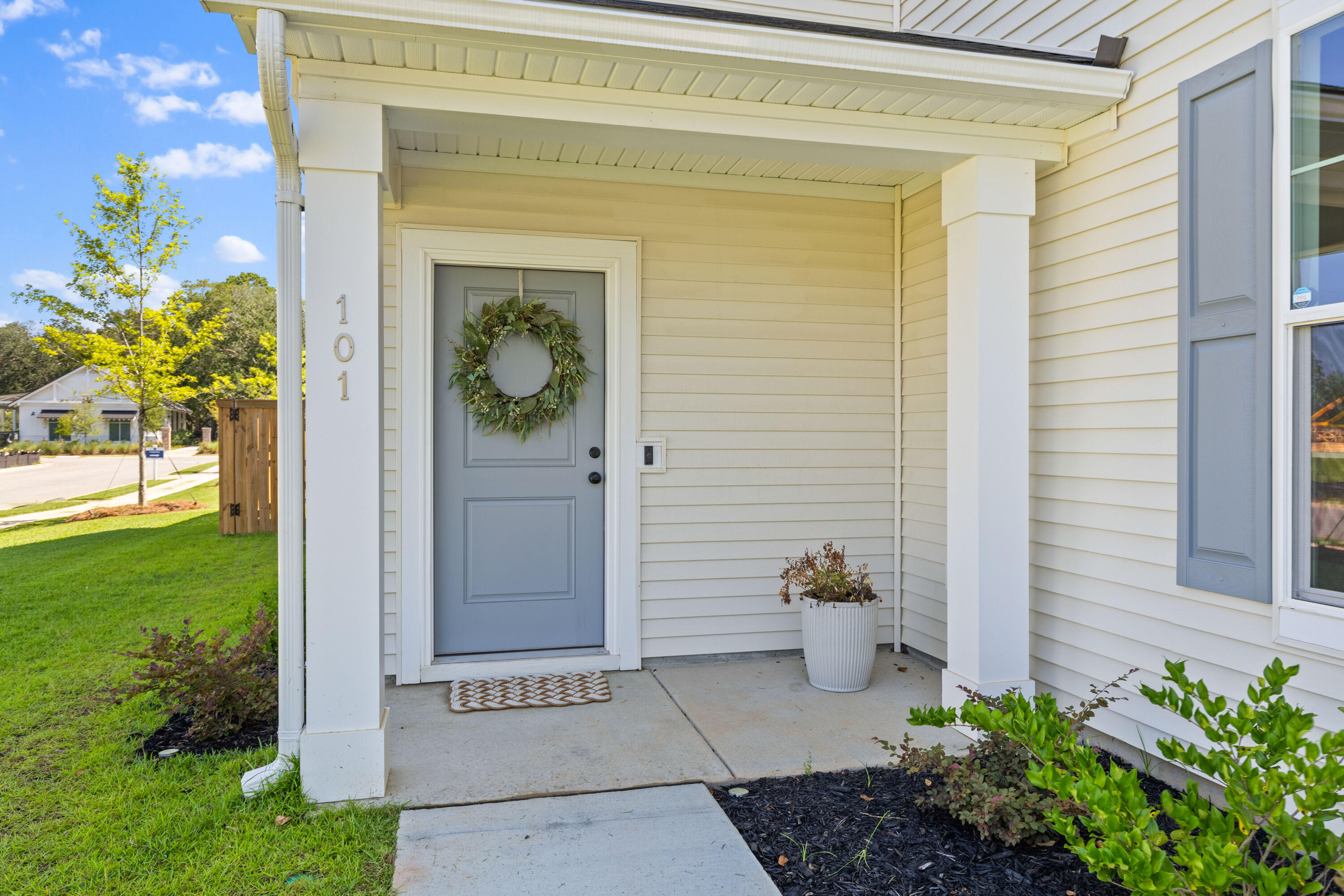 101 Guernsey Lane
