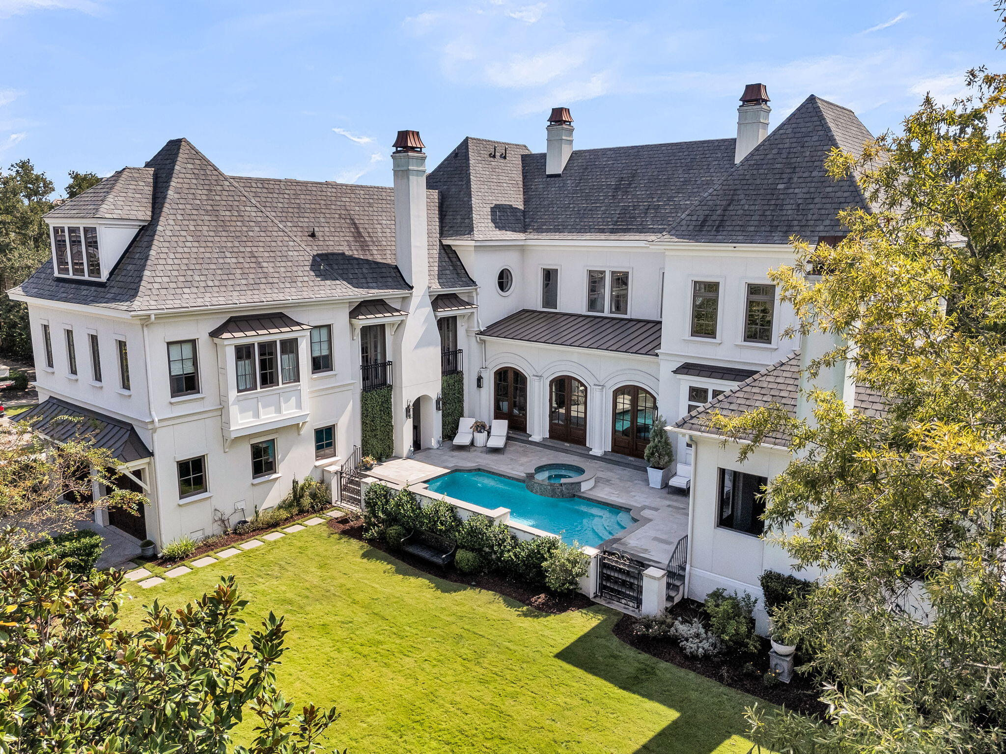 462 Creek Landing Street