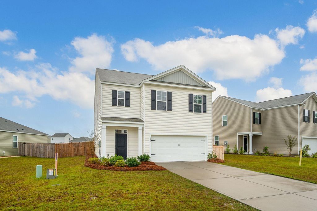Photo of 689 Ladywood Drive, Summerville, SC 29486 (MLS # 25027469)