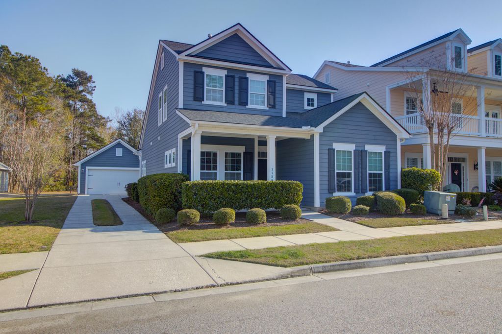 Photo of 1756 Batten Drive, Charleston, SC 29414 (MLS # 26003968)