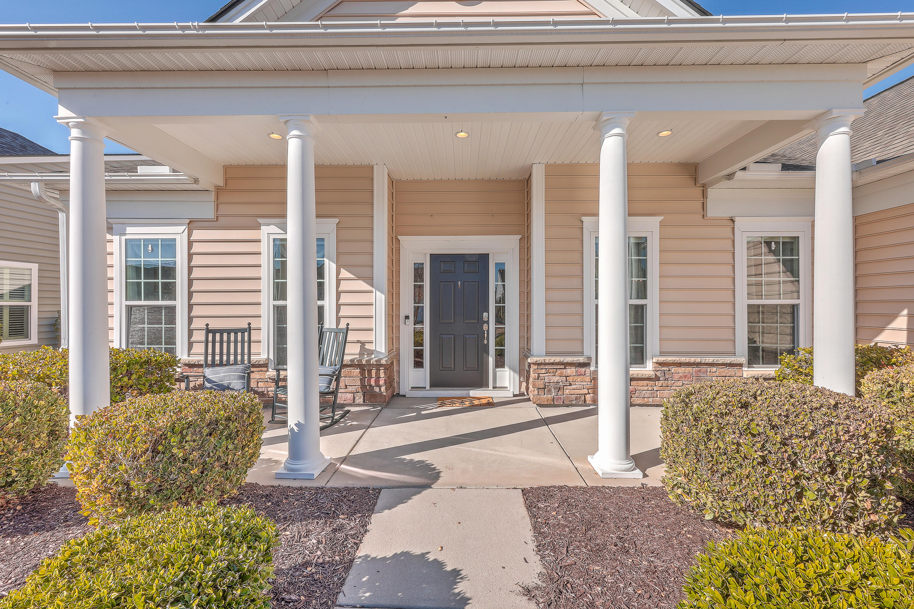 369 Waterlily Way
