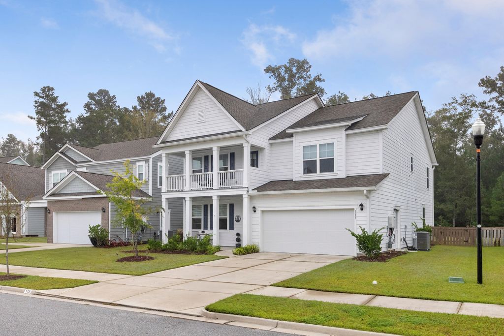 Photo of 119 Cherry Grove Drive, Summerville, SC 29483 (MLS # 25027975)