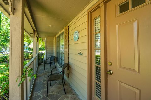 A home in North Charleston