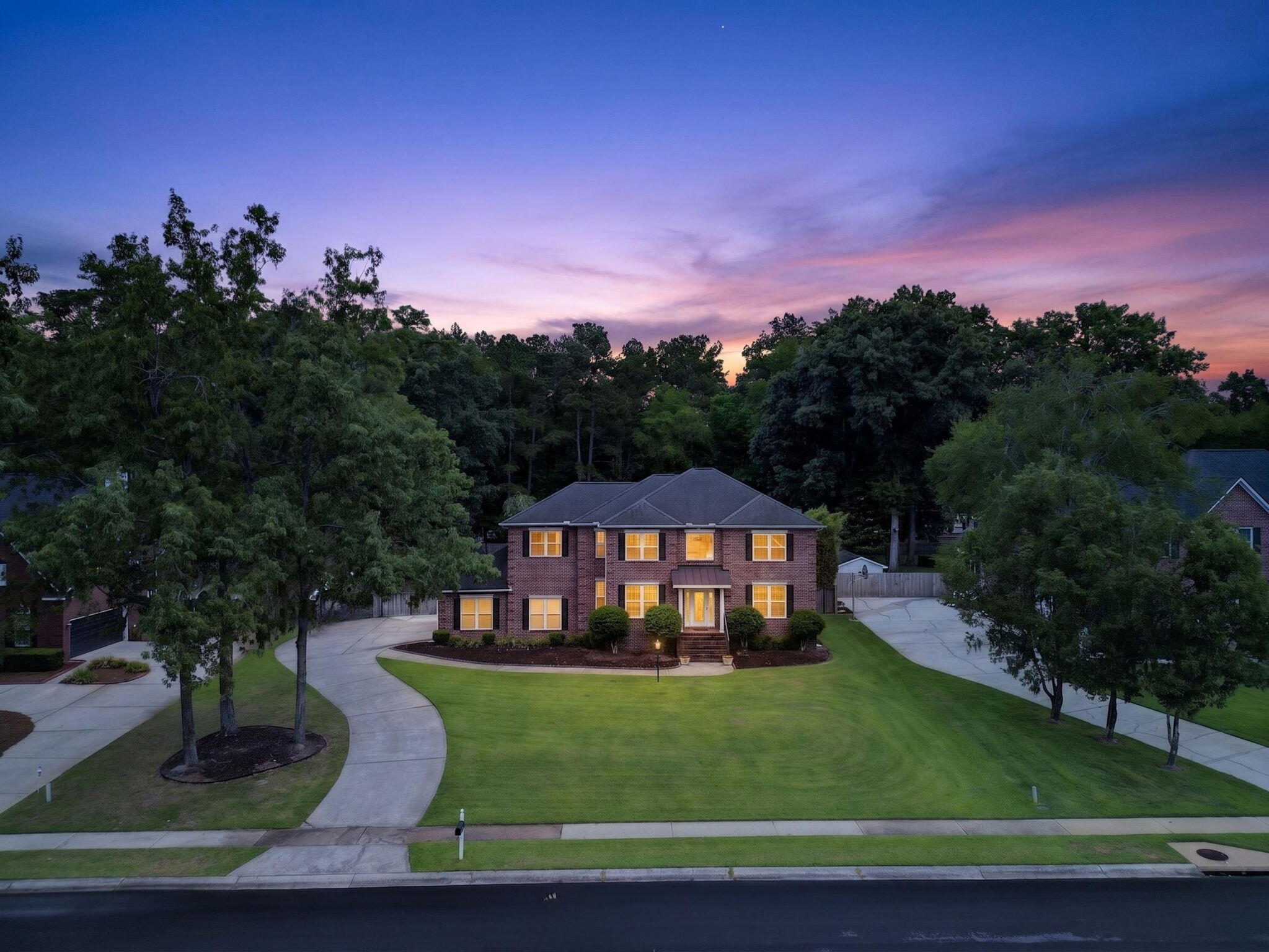 102 Kingfisher Court