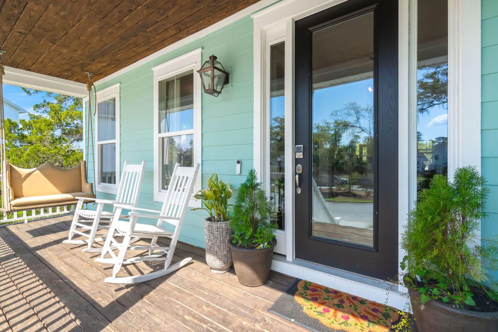 Photo of 2206 Waterfowl Lane, Charleston, SC 29414 (MLS # 26009297)