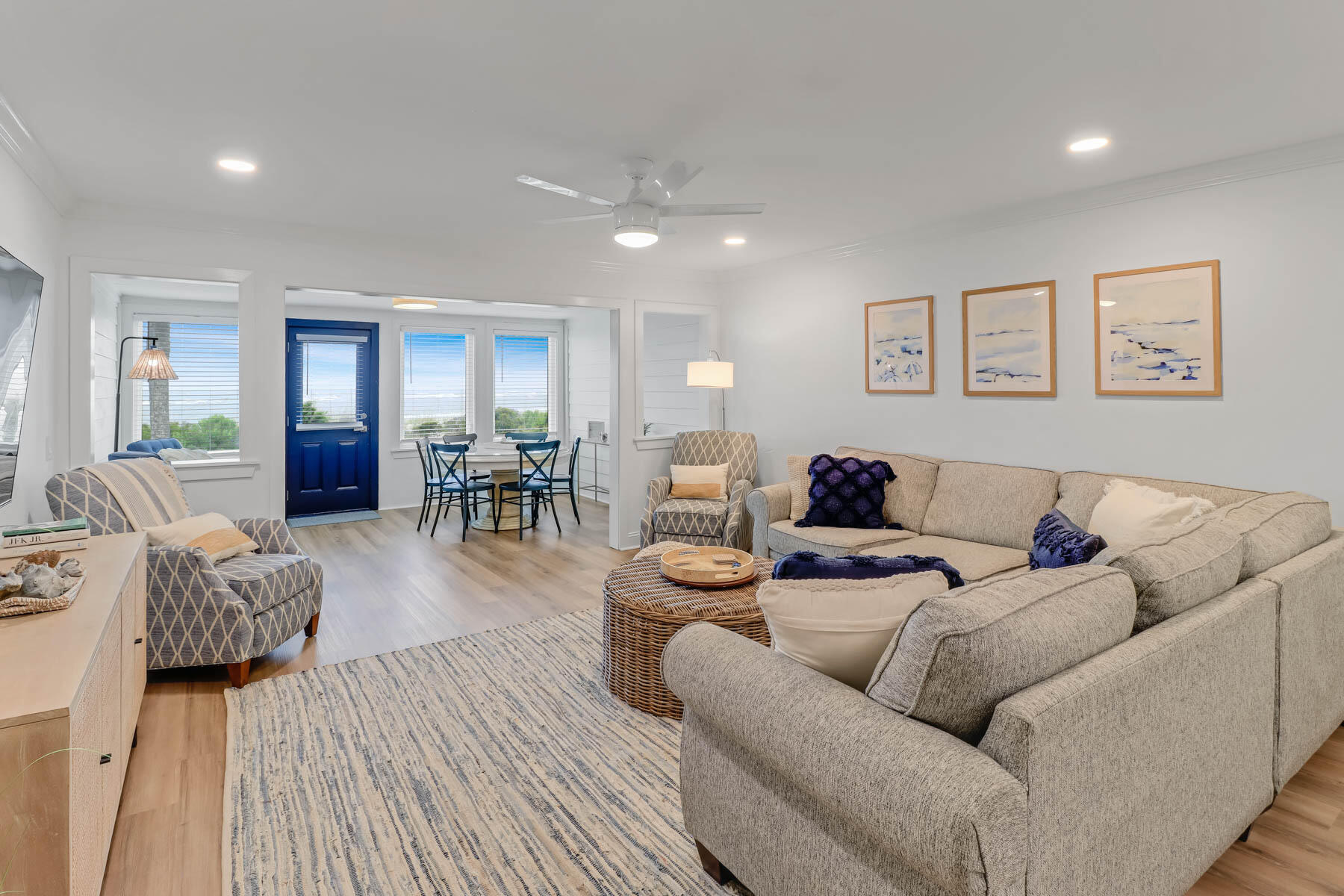 4 Beach Club Villas
