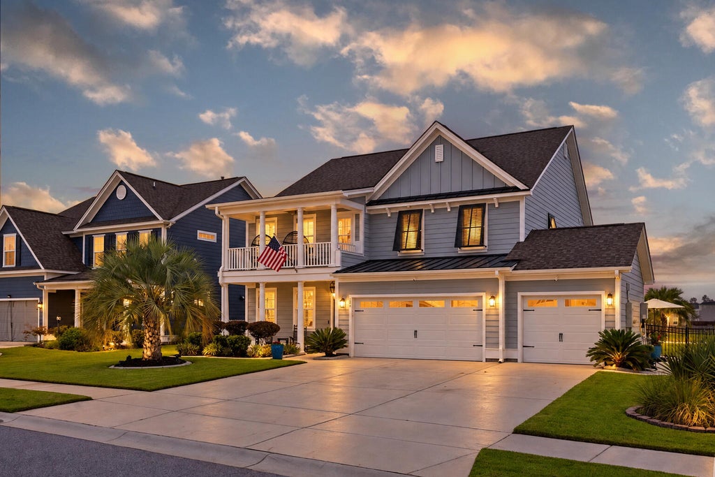 Photo of 604 Yellow Leaf Lane, Summerville, SC 29486 (MLS # 26026774)
