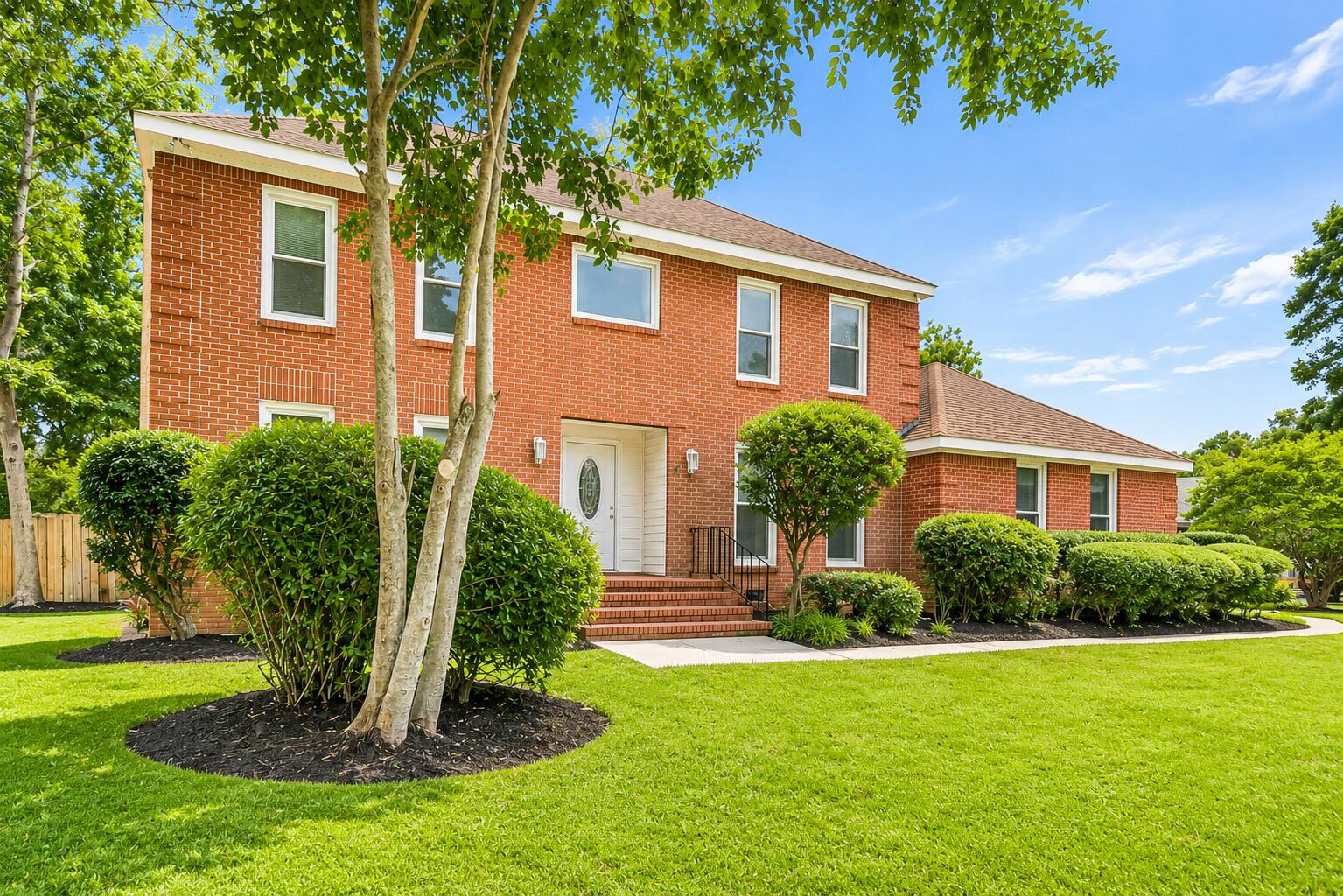 104 Stratford Drive