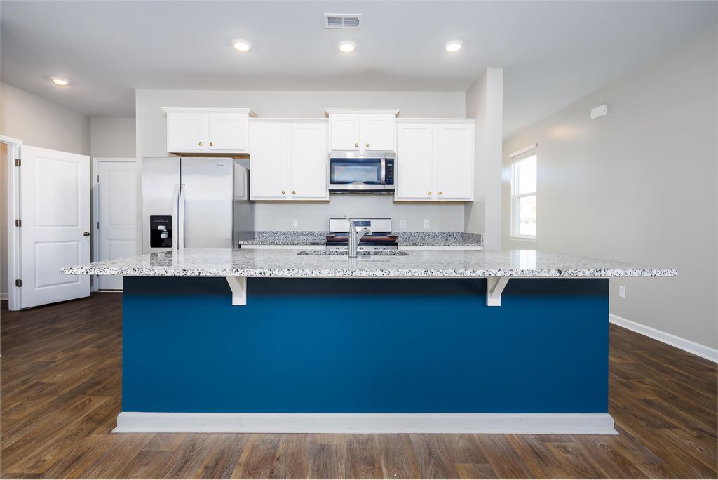 Photo of 833 Kirby Court, Charleston, SC 29414 (MLS # 26011647)