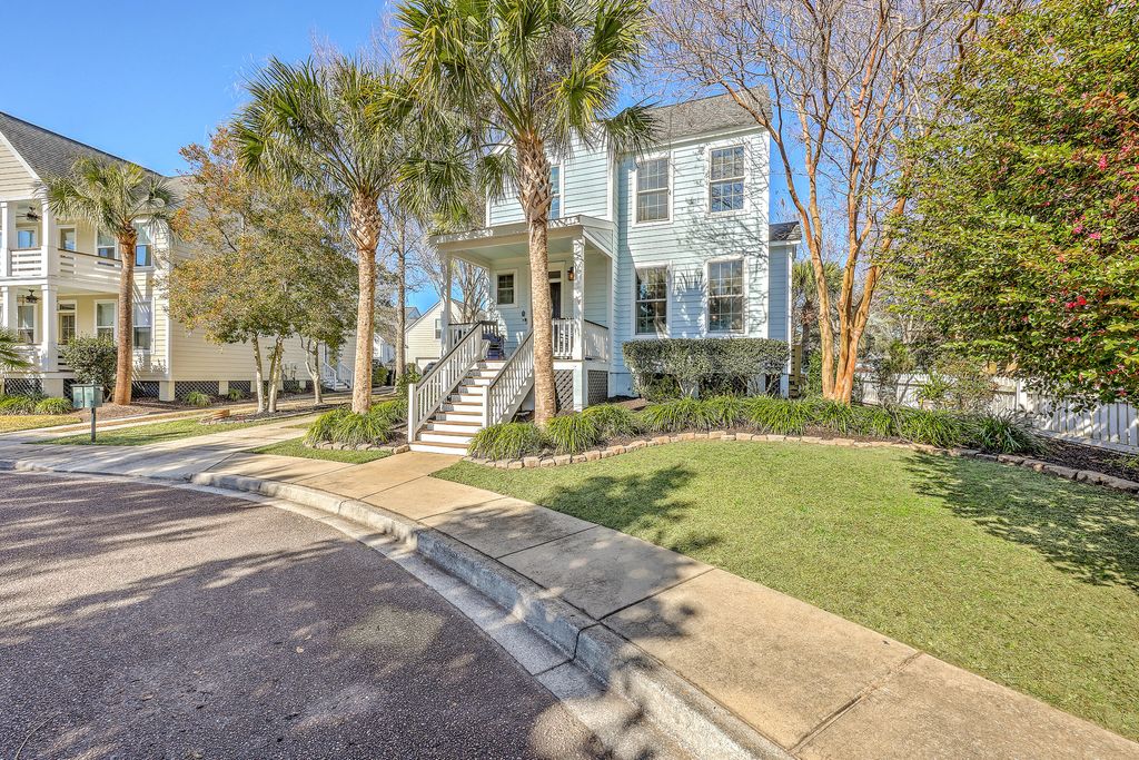 Photo of 100 Jordan Court, Charleston, SC 29492 (MLS # 26001277)