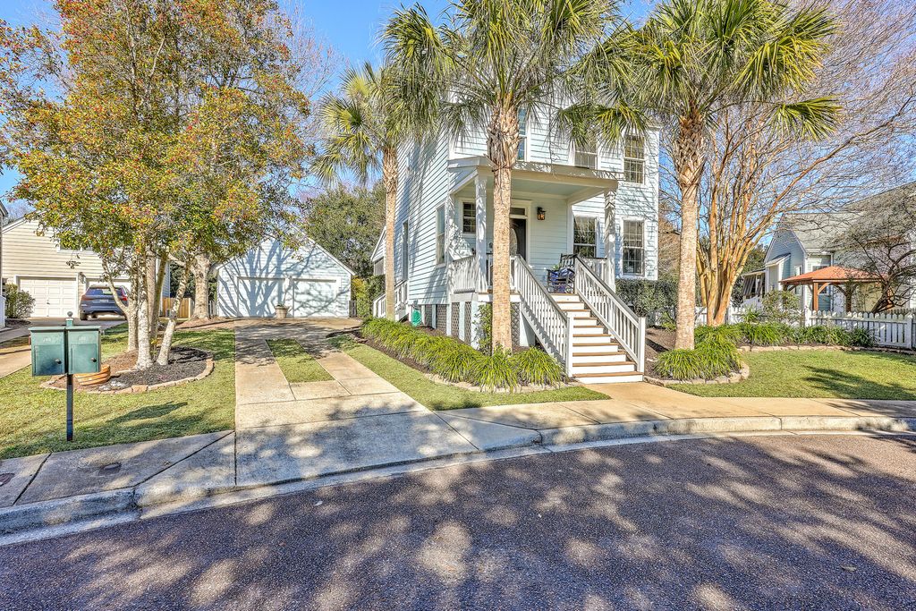 Photo of 100 Jordan Court, Charleston, SC 29492 (MLS # 26001277)
