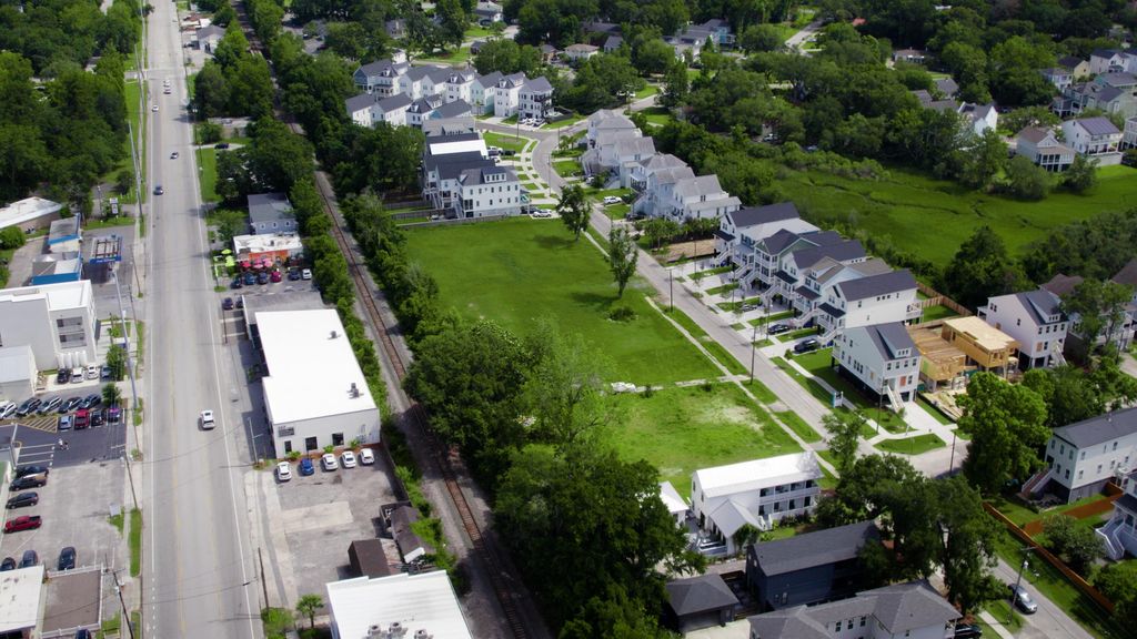 Photo of 4405 Oakwood Avenue, North Charleston, SC 29405 (MLS # 25021224)