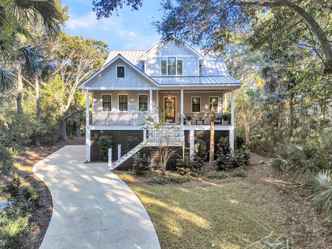 A home in Isle of Palms