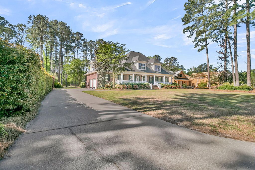 Photo of 1006 King Mountain Drive, Summerville, SC 29483 (MLS # 26010296)