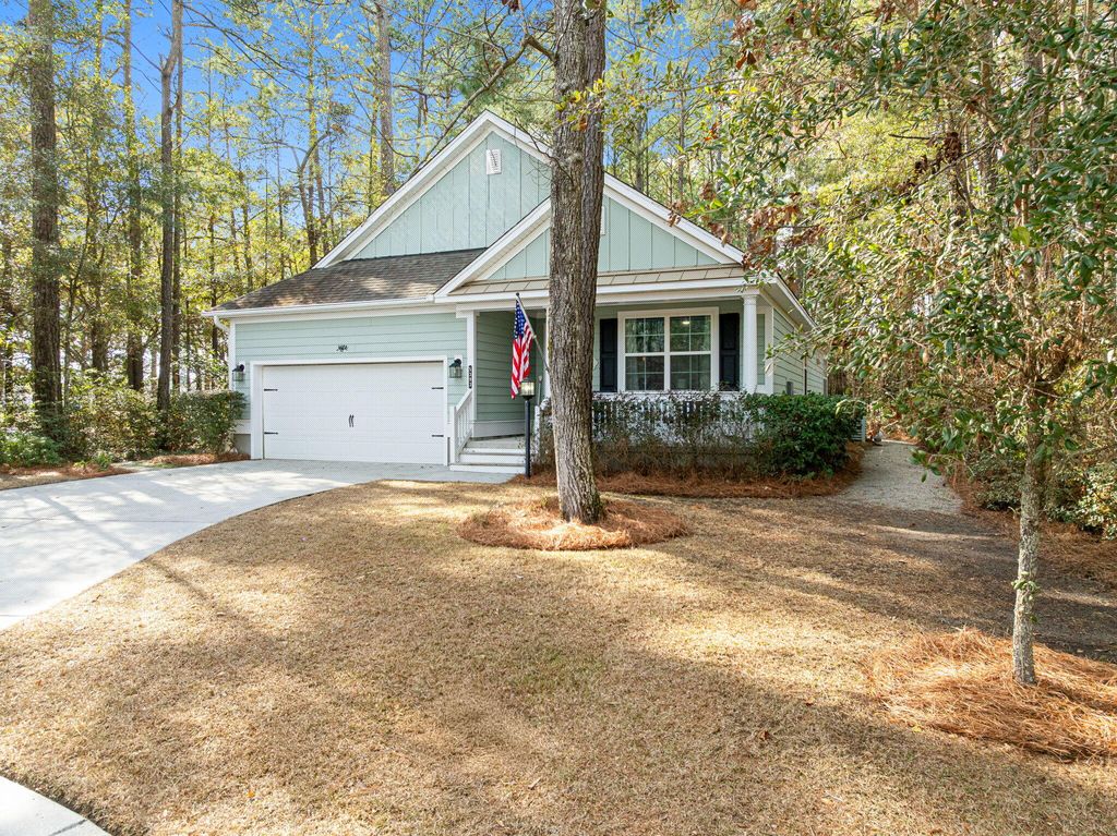 Photo of 5393 Birdie Lane, Hollywood, SC 29449 (MLS # 26002162)