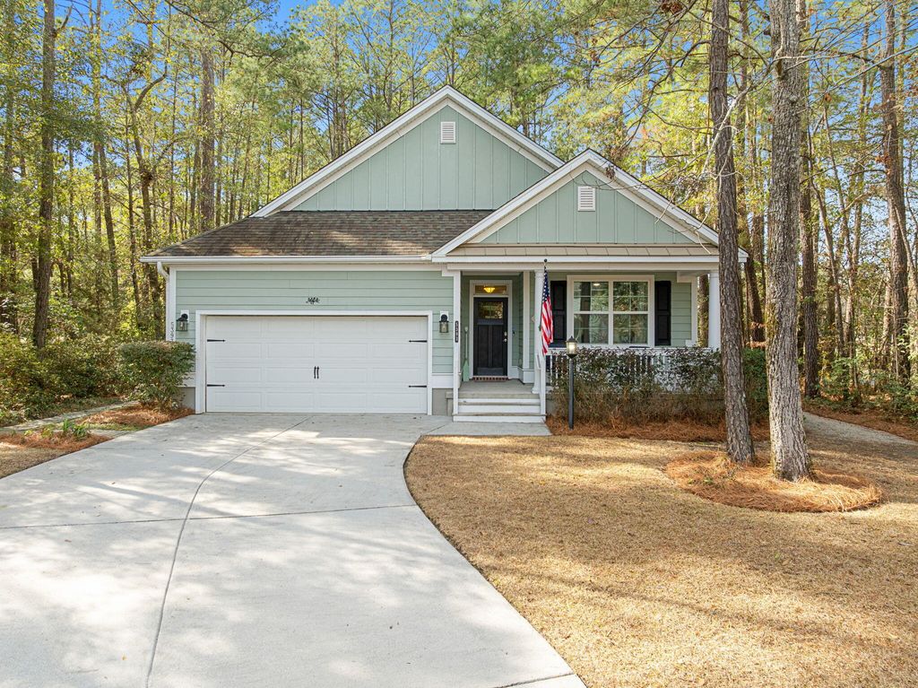 Photo of 5393 Birdie Lane, Hollywood, SC 29449 (MLS # 26002162)